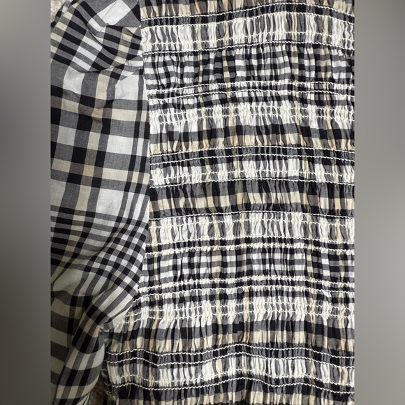 Ann Taylor Plaid Smocked Blouse XXS Long Sleeve Black White Ruffle Hem - Picture 5 of 7